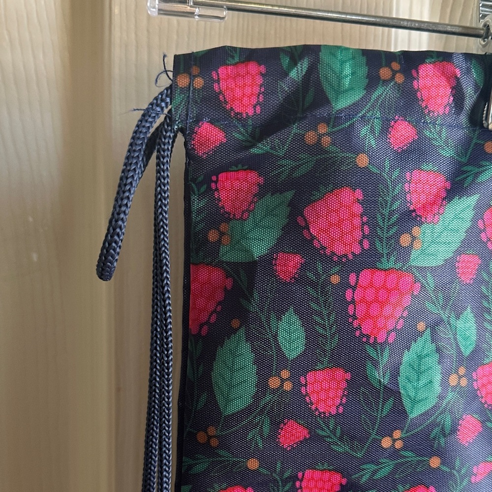 Fox Drawstring Backpack - Picture 3 of 10